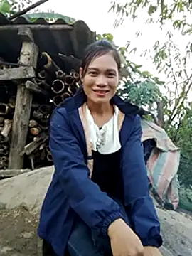 Snapshot of doggy-00 chatting on 14, 12, 2025 doggy-00 online show from 14, 12, 2025