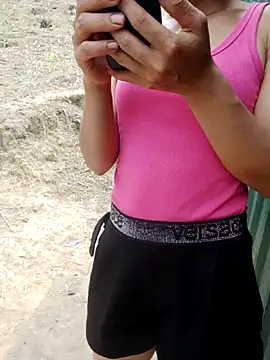 doggy-00 online show from 15, 4, 2026