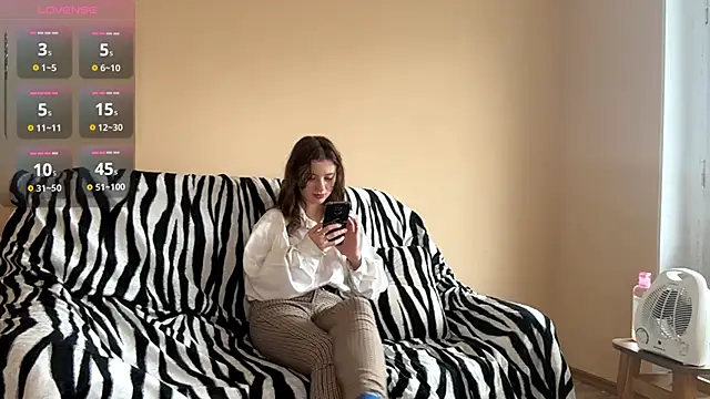 Snapshot of BunkedTempter chatting on 27, 11, 2025 BunkedTempter online show from 27, 11, 2025