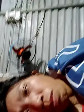 Snapshot of bella-la chatting on 11, 11, 2025 bella-la online show from 11, 11, 2025