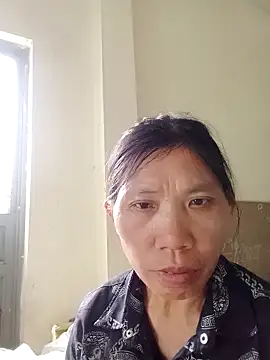 Snapshot of bella-la chatting on 14, 11, 2025 bella-la online show from 14, 11, 2025