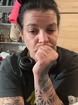 Reniiiir42688 online show from 3, 12, 2025