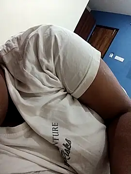 Snapshot of bigtelugubhama chatting on 28, 10, 2025 bigtelugubhama online show from 28, 10, 2025