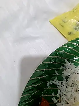 Snapshot of bigtelugubhama chatting on 3, 11, 2025 bigtelugubhama online show from 3, 11, 2025