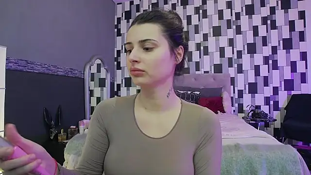 venusinylons online show from 9, 11, 2025