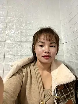 Snapshot of Night_owl111 chatting on 16, 12, 2025 Night owl111 online show from 16, 12, 2025