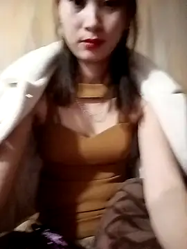 Snapshot of Em_xinh01 chatting on 14, 11, 2025 Em xinh01 online show from 14, 11, 2025