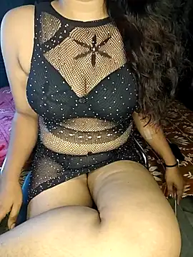 shreyareddy99 online show from 4, 4, 2026