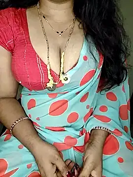 shreyareddy99 online show from 2, 5, 2026