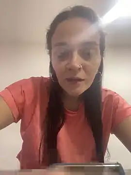 Snapshot of AmberrMoore_ chatting on 14, 12, 2025 AmberrMoore online show from 14, 12, 2025