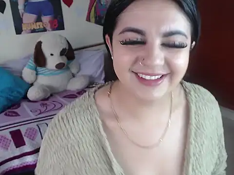 Snapshot of EmmilyConnor chatting on 19, 11, 2025 EmmilyConnor online show from 19, 11, 2025