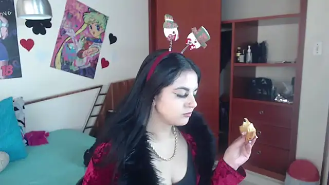 Snapshot of EmmilyConnor chatting on 4, 12, 2025 EmmilyConnor online show from 4, 12, 2025