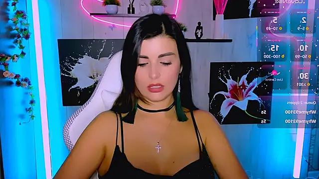 Snapshot of NestiSharm chatting on 16, 11, 2025 NestiSharm online show from 16, 11, 2025