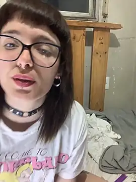 xlucifer13 online show from 18, 11, 2025