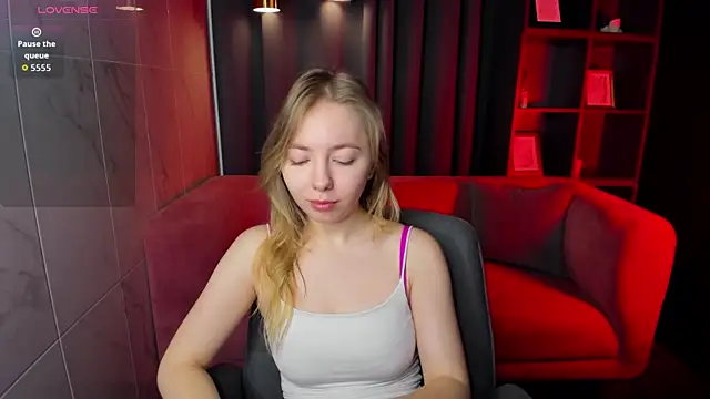 Nora Miller online show from 20, 12, 2025