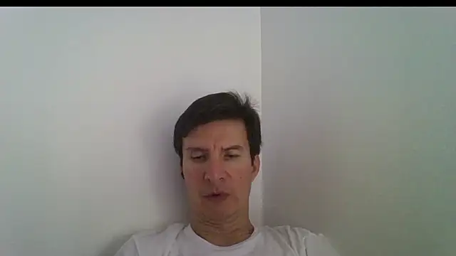 Snapshot of carliesexyman chatting on 11, 11, 2025 carliesexyman online show from 11, 11, 2025