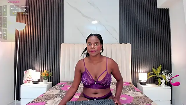 Katrina London online show from 26, 11, 2025