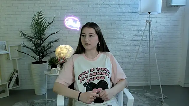 Snapshot of AudriaSagan chatting on 3, 11, 2025 AudriaSagan online show from 3, 11, 2025