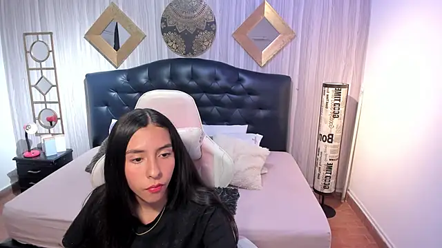 shirley sweet  online show from 1, 11, 2025