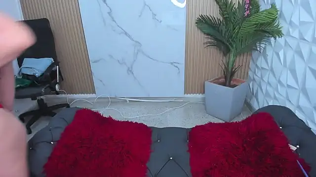 Samantharoseee  online show from 27, 11, 2025