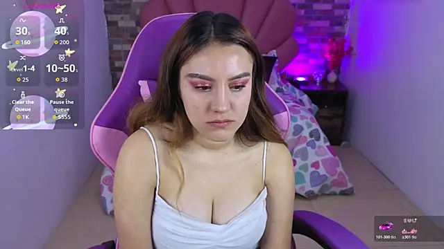 Snapshot of Adrimaretti chatting on 31, 10, 2025 Adrimaretti online show from 31, 10, 2025