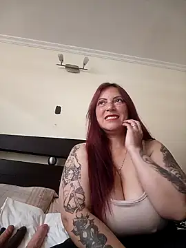 Snapshot of SofiBelluccix chatting on 30, 10, 2025 SofiBelluccix online show from 30, 10, 2025