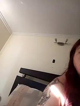 SofiBelluccix online show from 4, 11, 2025