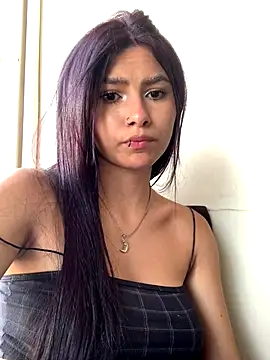 Snapshot of Kim_Luna1 chatting on 13, 12, 2025 Kim Luna1 online show from 13, 12, 2025