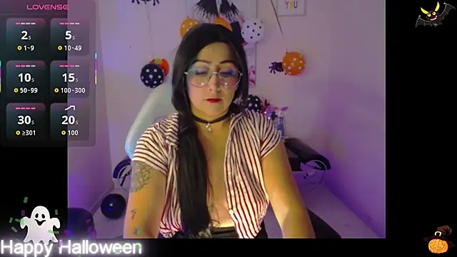 Snapshot of Alana_x_ chatting on 31, 10, 2025 Alana x online show from 31, 10, 2025