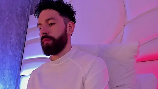 Snapshot of jackfoden01 chatting on 1, 12, 2025 jackfoden01 online show from 1, 12, 2025