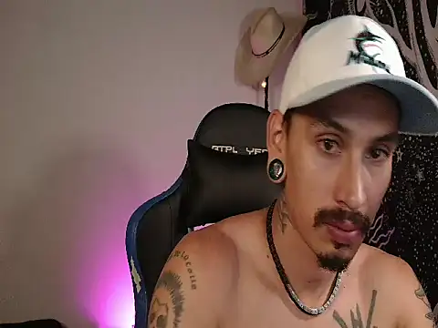 Snapshot of mateos6_6 chatting on 27, 11, 2025 mateos6 6 online show from 27, 11, 2025