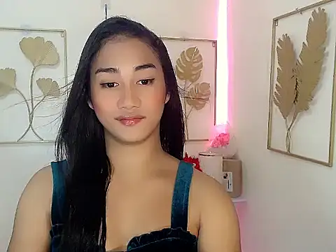 Snapshot of Gorgeousnicole_ chatting on 28, 10, 2025 Gorgeousnicole  online show from 28, 10, 2025