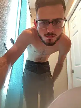 Snapshot of mattcumsquik chatting on 17, 11, 2025 mattcumsquik online show from 17, 11, 2025