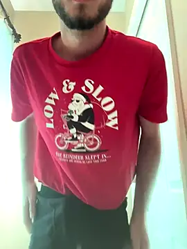 Snapshot of mattcumsquik chatting on 14, 12, 2025 mattcumsquik online show from 14, 12, 2025