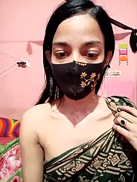 Green LaDY66 online show from 12, 5, 2026