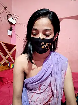 Green LaDY66 online show from 13, 5, 2026