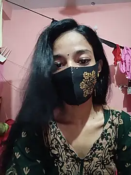 Green LaDY66 online show from 20, 5, 2026