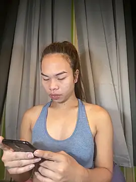Snapshot of kierra_fox chatting on 7, 11, 2025 kierra fox online show from 7, 11, 2025