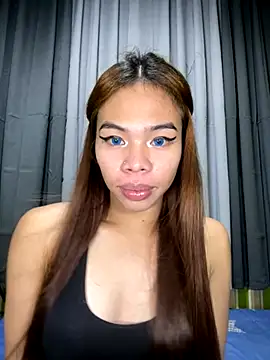 Snapshot of kierra_fox chatting on 17, 11, 2025 kierra fox online show from 17, 11, 2025