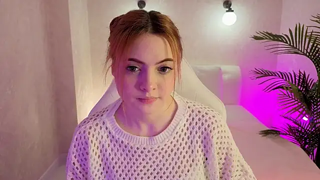 Daniela Saules online show from 22, 11, 2025