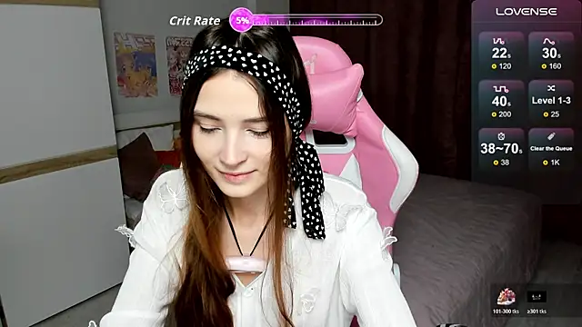 Snapshot of Hana_Flo_ chatting on 3, 12, 2025 Hana Flo online show from 3, 12, 2025