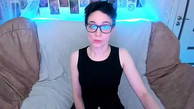 ErickaFetish online show from 17, 12, 2025