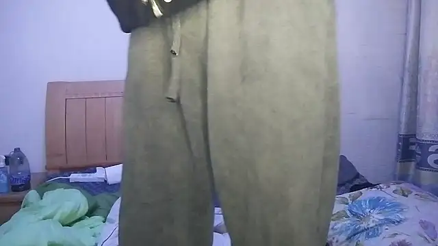 Snapshot of N228 chatting on 16, 12, 2025 N228 online show from 16, 12, 2025