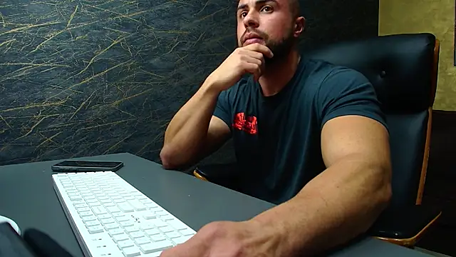 HayesWood online show from 7, 11, 2025