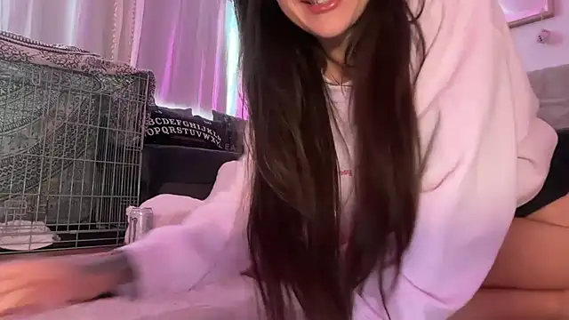 Snapshot of SpicyLunaaa chatting on 2, 7, 2026 SpicyLunaaa online show from 2, 7, 2026