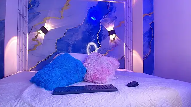 Snapshot of Girls_from_medellin chatting on 2, 11, 2025 Girls from medellin online show from 2, 11, 2025