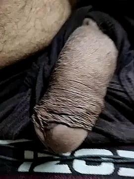 Snapshot of female_hunterr chatting on 30, 10, 2025 female hunterr online show from 30, 10, 2025