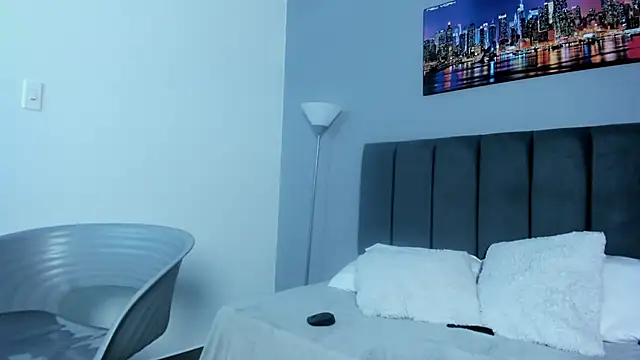 Snapshot of samantaortega__ chatting on 7, 11, 2025 samantaortega online show from 7, 11, 2025