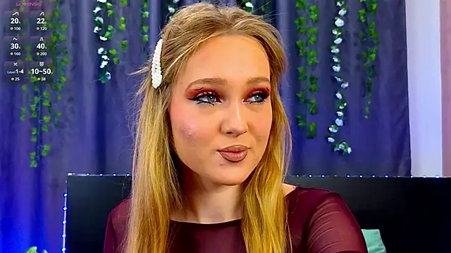 Snapshot of VanessaLightDiamond chatting on 27, 11, 2025 VanessaLightDiamond online show from 27, 11, 2025