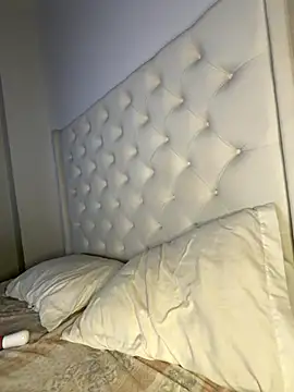 isabella-montes online show from 26, 11, 2025